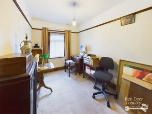 Bedroom 2- click for photo gallery